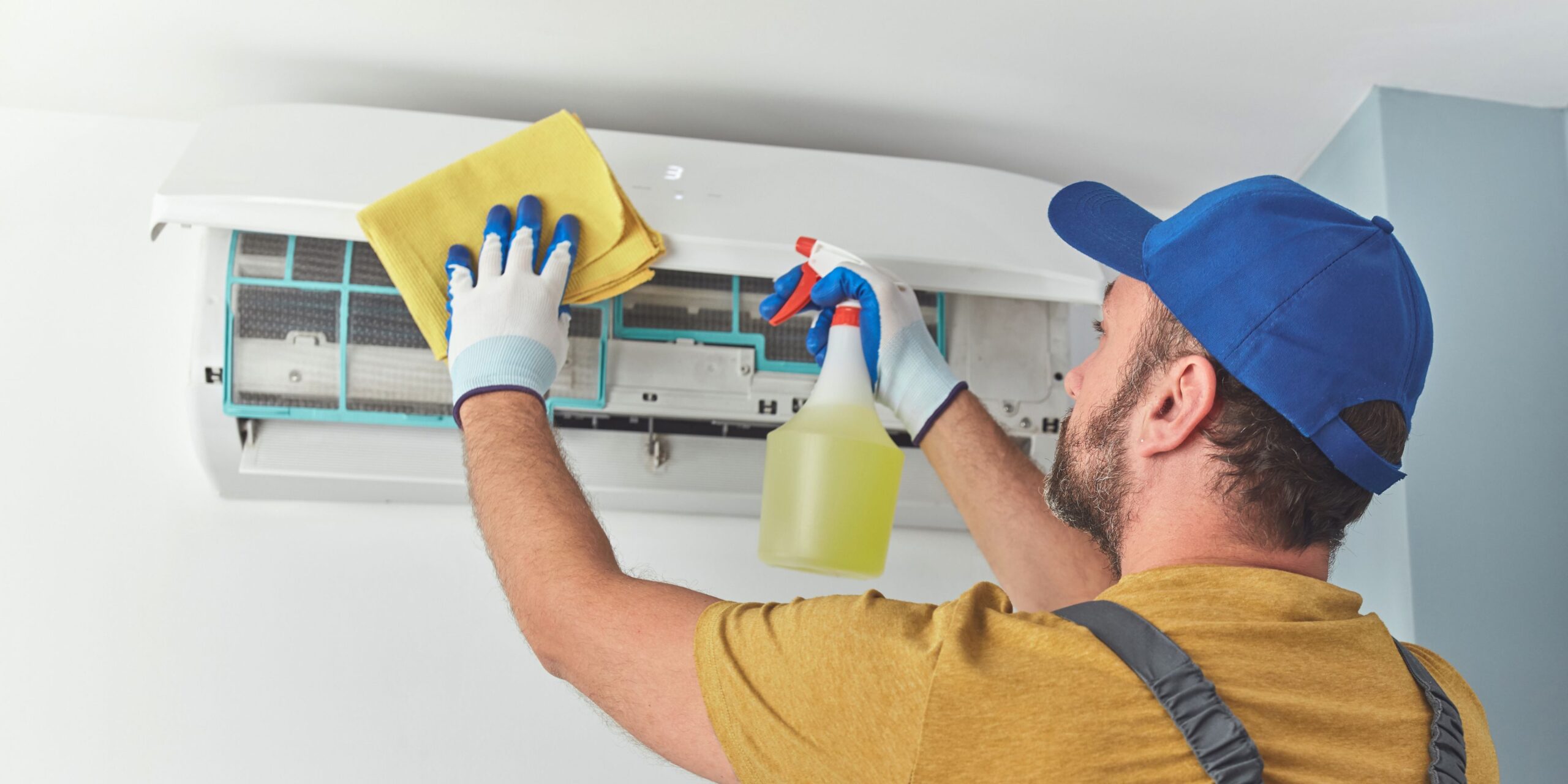 AC Servicing in Dubai